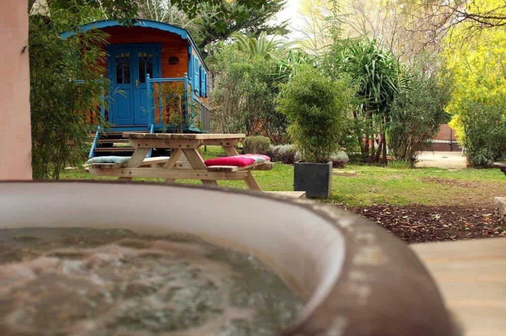 Roulotte De Charme Villa Grasse Ngoại thất bức ảnh